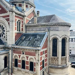  Appartement Parvis St Michel France
